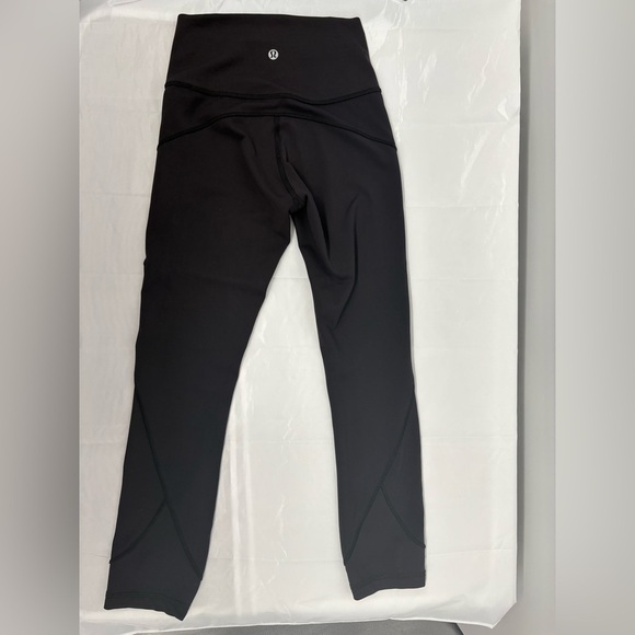 Lululemon In Movement Tight 25" *Everlux Black - Picture 5 of 12